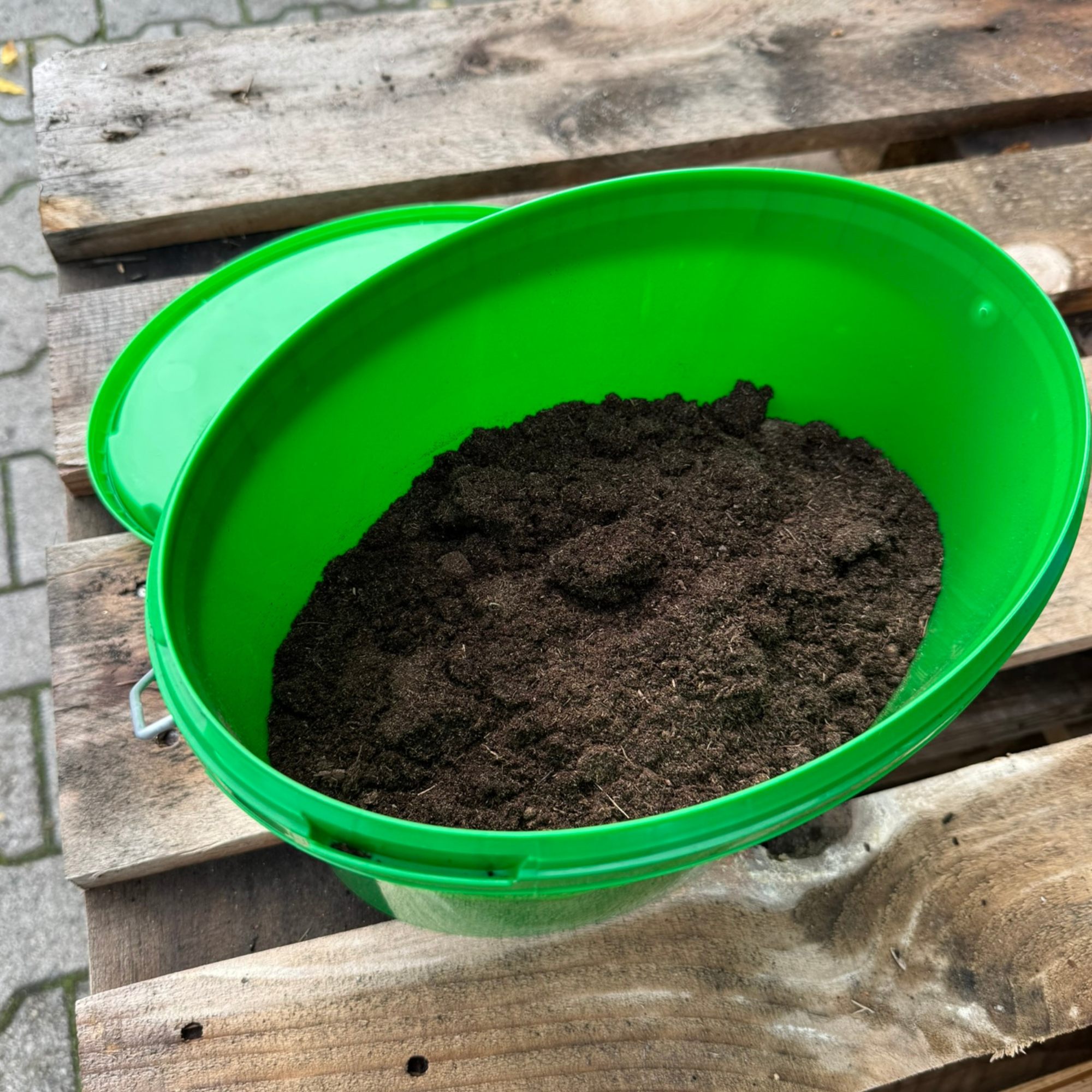 Eimer mit Deckel leer grün oval 18,5L 15x Schutteimer Werkzeugeimer Haushaltseimer