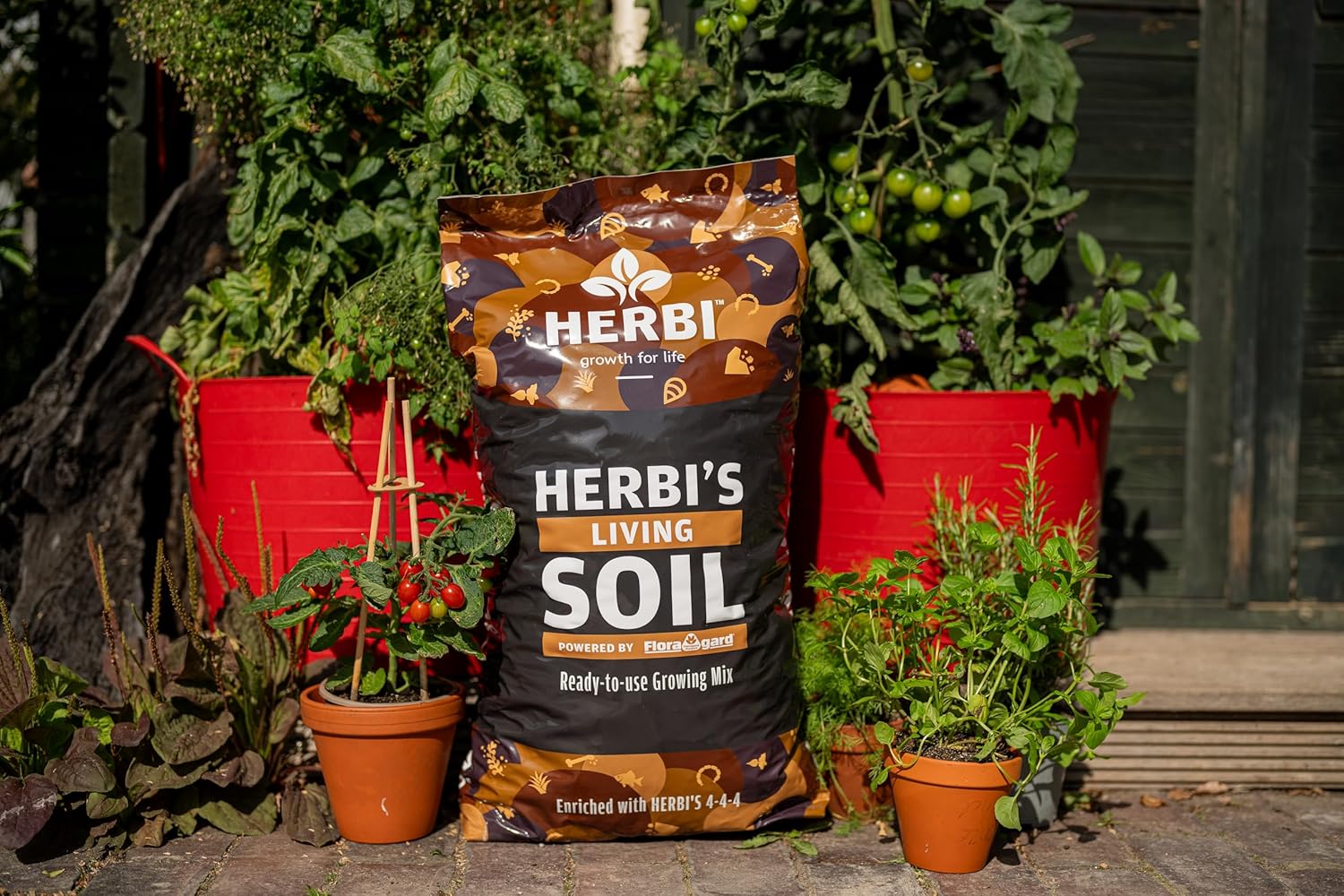 Floragard Herbi Living Soil, 40 L Bio Erde mit natürlichen Inhaltstoffen, Mikrobiell belebt