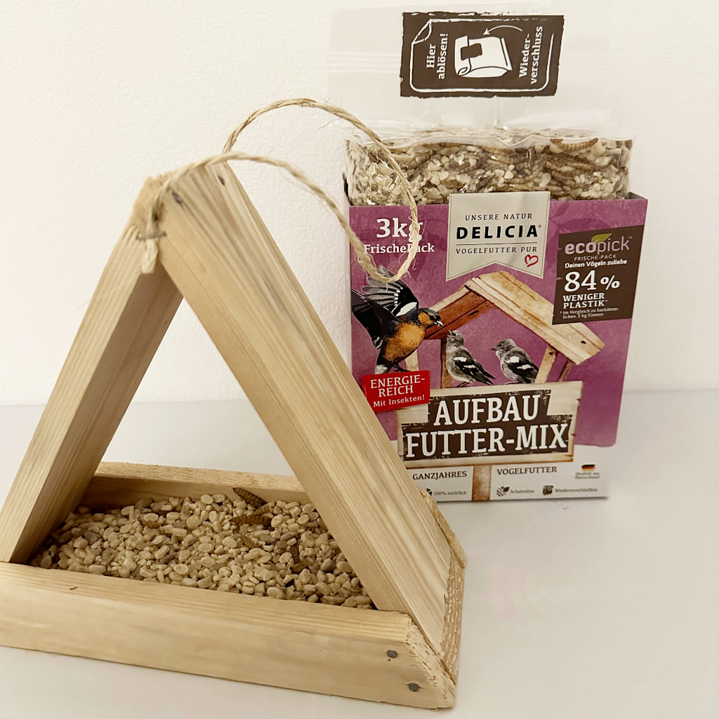 Delicia Aufbau-Futter-Mix 3 kg mit Holz-Futterhaus